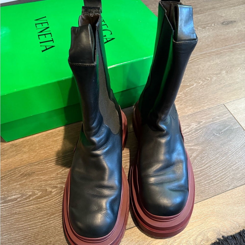 Bottega Veneta Men's Chelsea Tire Boots size 46/14